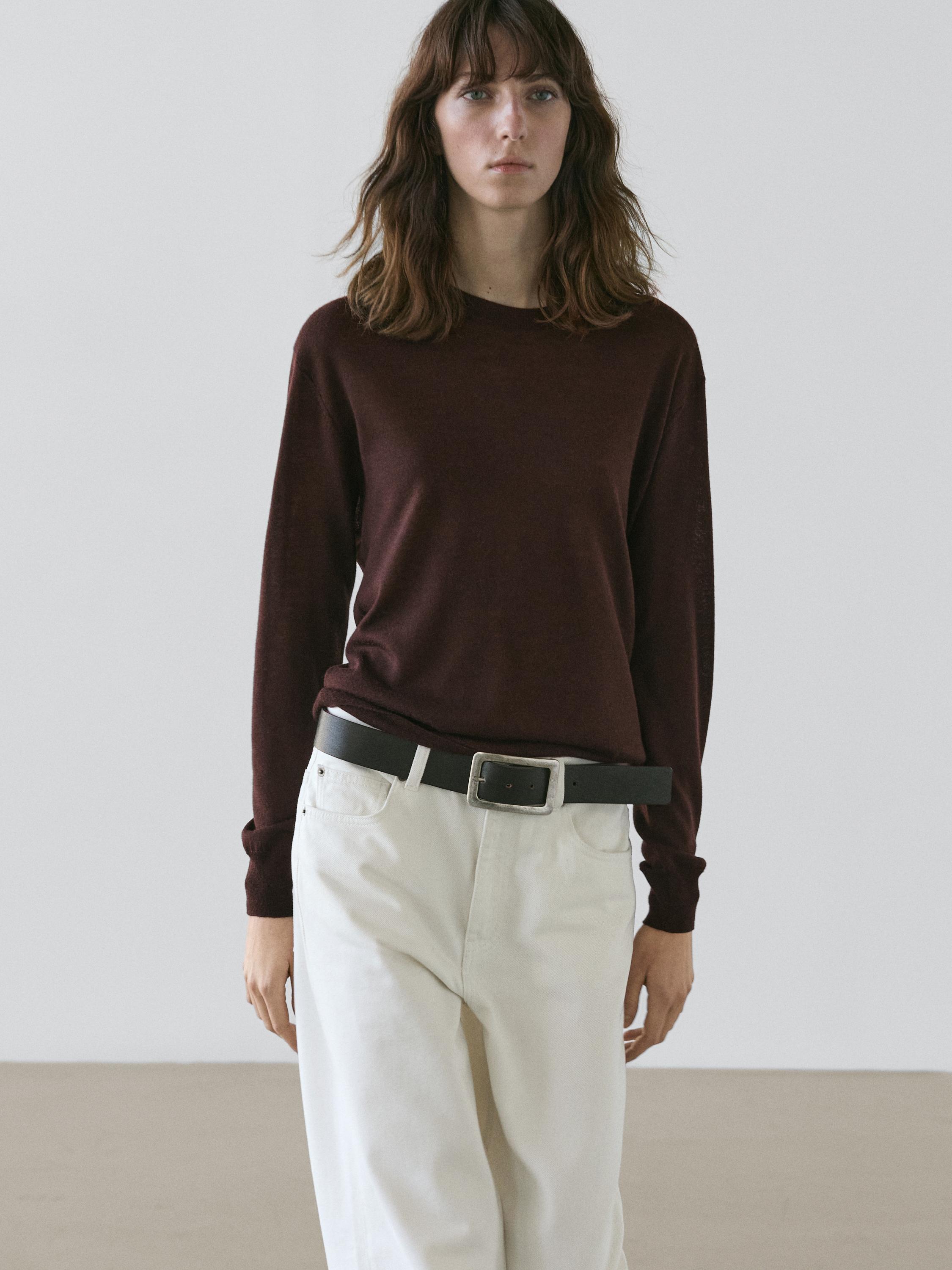 100% wool fine knit crew neck sweater